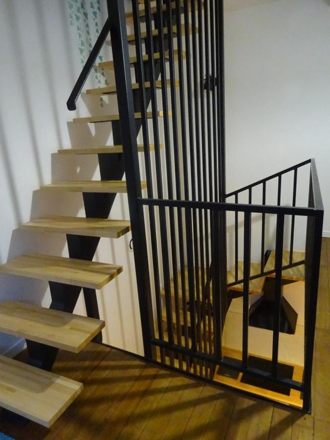 Chatte : Agreable Maison De Rue Exterior foto